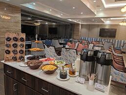MERITAS GRAND INN