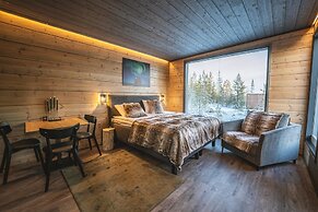Aurora Hill Resort