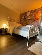 manchester modern signature studio