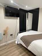 manchester modern signature studio