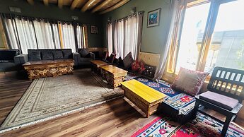Hillside Homestay and Hostel
