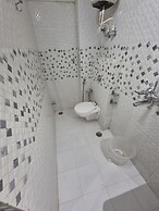 HOTEL D C GRAND