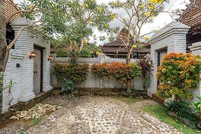 Sakya Villa