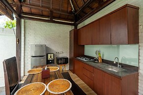 Sakya Villa