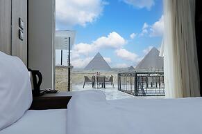 Point Pyramids View Inn