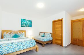 PUNTA CANA Paradise Studios BEACH POOL