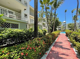 PUNTA CANA Paradise Studios BEACH POOL