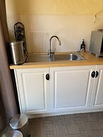 Pierrepoint Wines & Accommodation