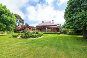 Pierrepoint Wines & Accommodation