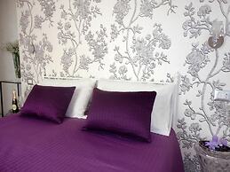 CAMEO B&b