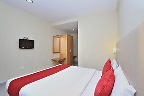 Super Townhouse Hills Palace