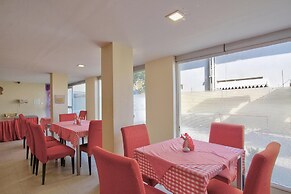 Super Townhouse Hills Palace