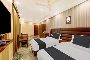 Super Townhouse OAK The Dev Regency