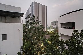 Super Collection O Grey House