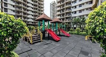 Lovely Skyview Haven -near BGC