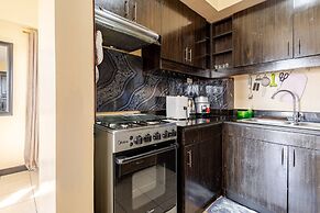 Lovely Skyview Haven -near BGC