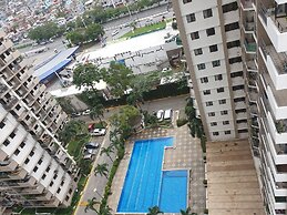 Lovely Skyview Haven -near BGC