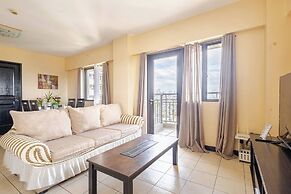 Lovely Skyview Haven -near BGC
