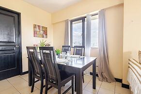 Lovely Skyview Haven -near BGC