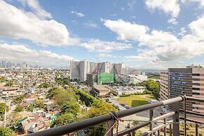 Lovely Skyview Haven -near BGC