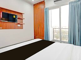 Townhouse Oak Sector 62 Paras Trinity