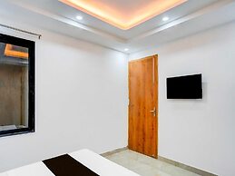 Collection O Sector 143b Noida