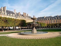 Le Marais Gem