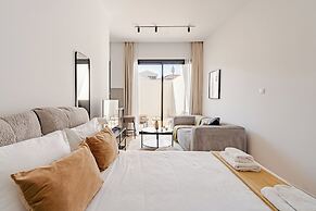 Yamas Urban Living Olympia Suites