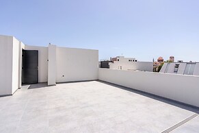 Yamas Urban Living Olympia Suites