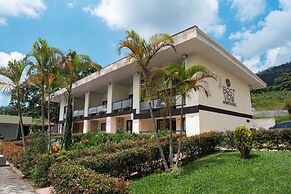 Best View Aparta Hotel