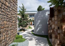 Serene Vita Retreat