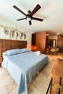 NHOA 203B Lux 1BR Condo in Aldea Zama