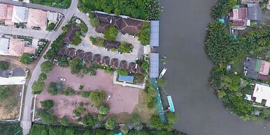 Dhammachart Riverview