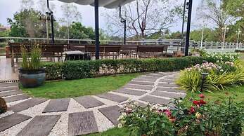 Dhammachart Riverview