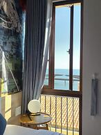 Golden Sunset Hotel