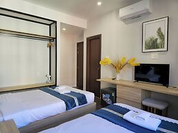 Golden Sunset Hotel