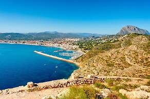 Rosco in Javea With 3 Bedrooms and 2 Bathrooms
