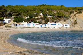 Rosco in Javea With 3 Bedrooms and 2 Bathrooms