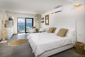 Gallery Luxury Suites & Rooms - Adults Only