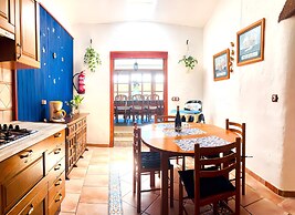 Villa Medinilla With Private Pool in Conil