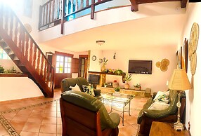 Villa Medinilla With Private Pool in Conil