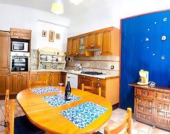Villa Medinilla With Private Pool in Conil