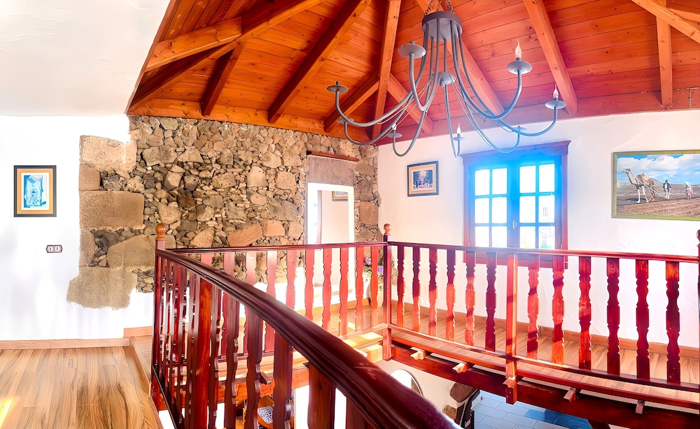 Villa Medinilla With Private Pool in Conil