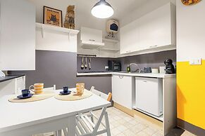 Rosa Homes THE YELLOW