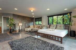 4 Private Sea-View Apartments V104