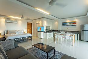 4 Private Sea-View Apartments V104
