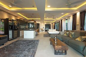 4 Private Sea-View Apartments V104