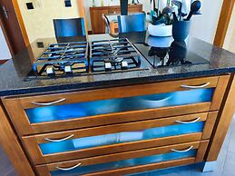 Esposende Charming Villa With Garden