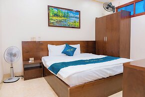 Sky 2 Hotel