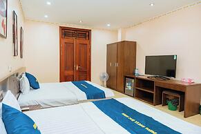 Sky 2 Hotel